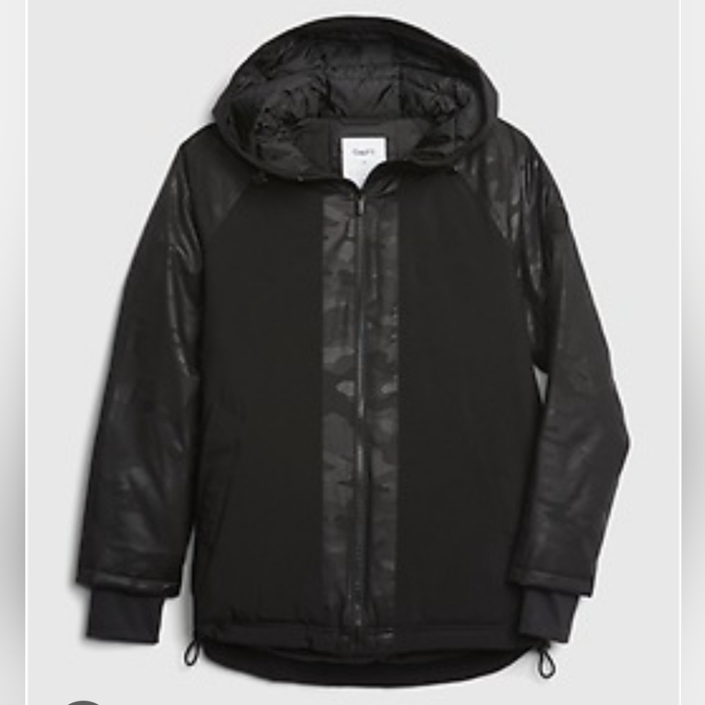 GAP, GapFit Upcycled Puffer Jacket, True black, Size Medium